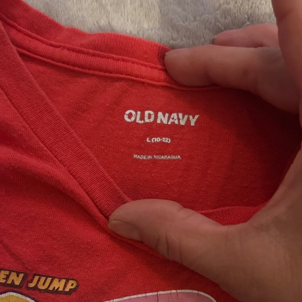 Old Navy Kids Red Naruto Shippuden T-Shirt - Picture 2 of 4